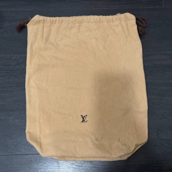 Louis Vuitton Black Epi Serviette Fermoir Briefcase - Picture 16 of 16